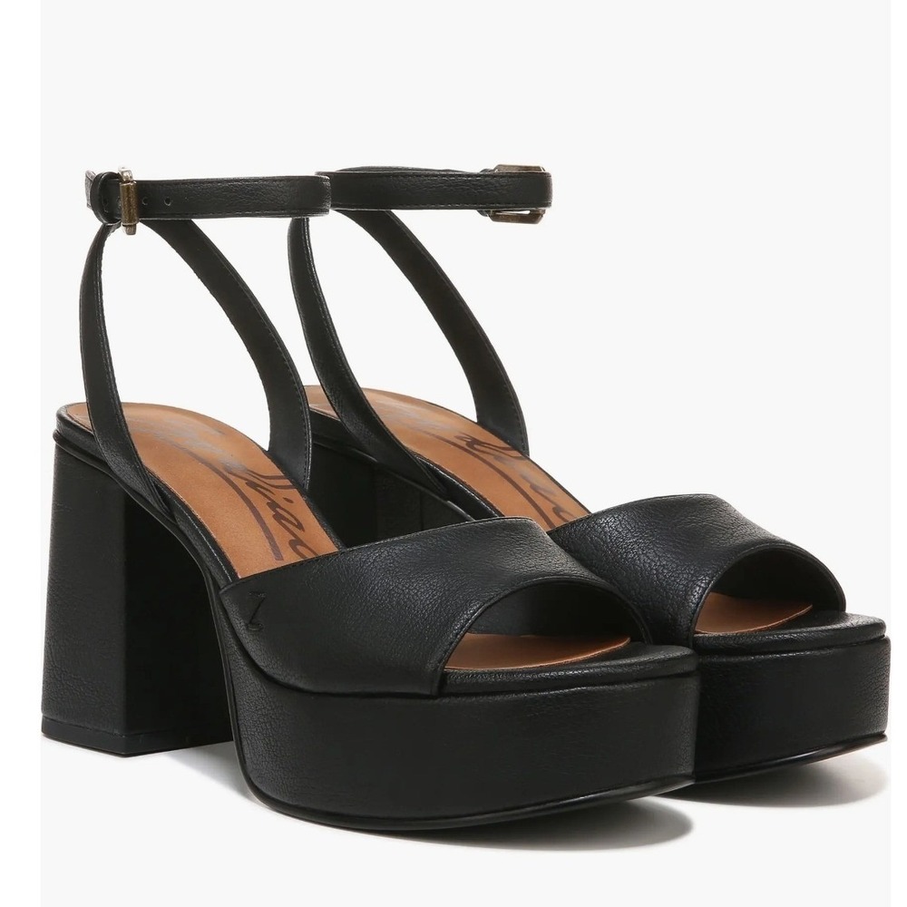 Zodiac Chunky Priya Ankle Strap Platform Women's size 10 Whimsigoth Rock Sandal
